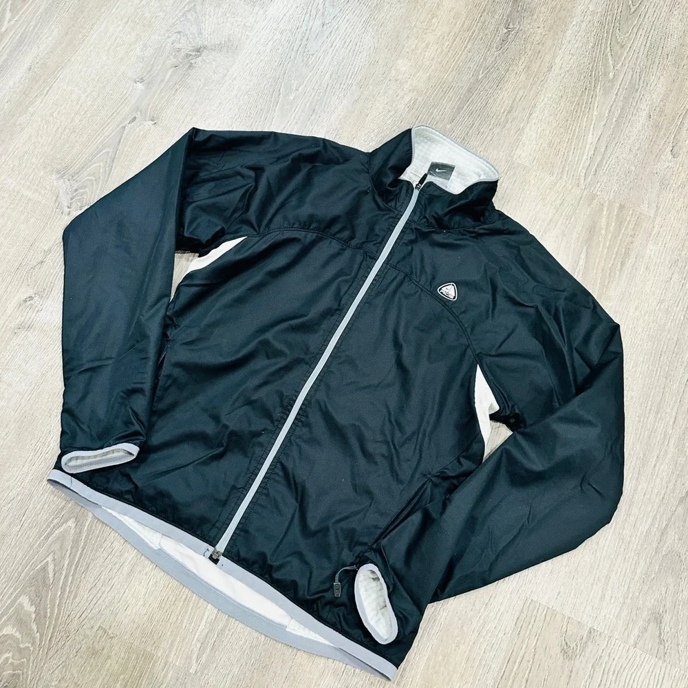 Nike ACG Sphere Dry Kids Medium Jacket Black White Full Zip Windbreaker M 8-10